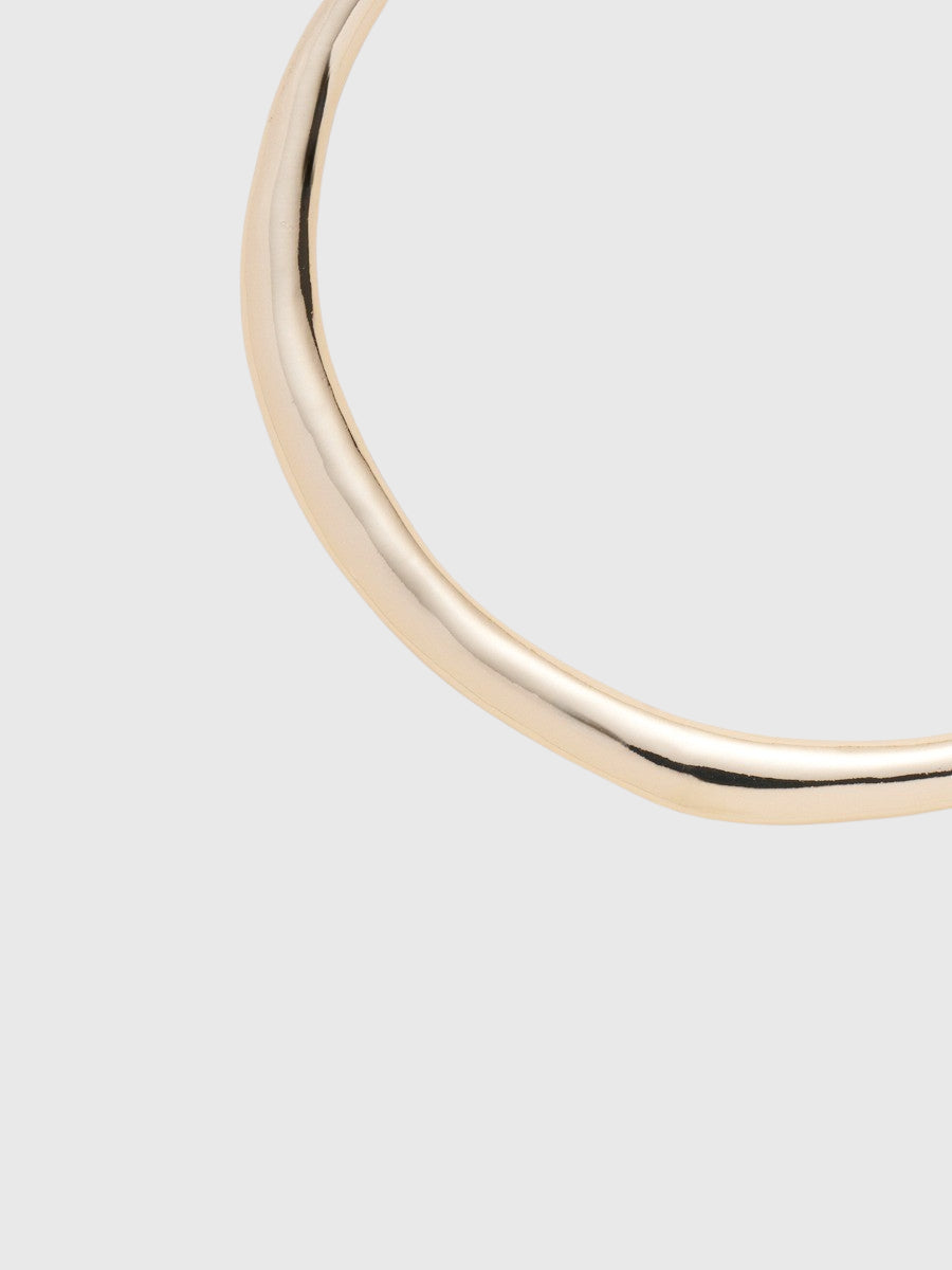 ニュアンスメタルピアス