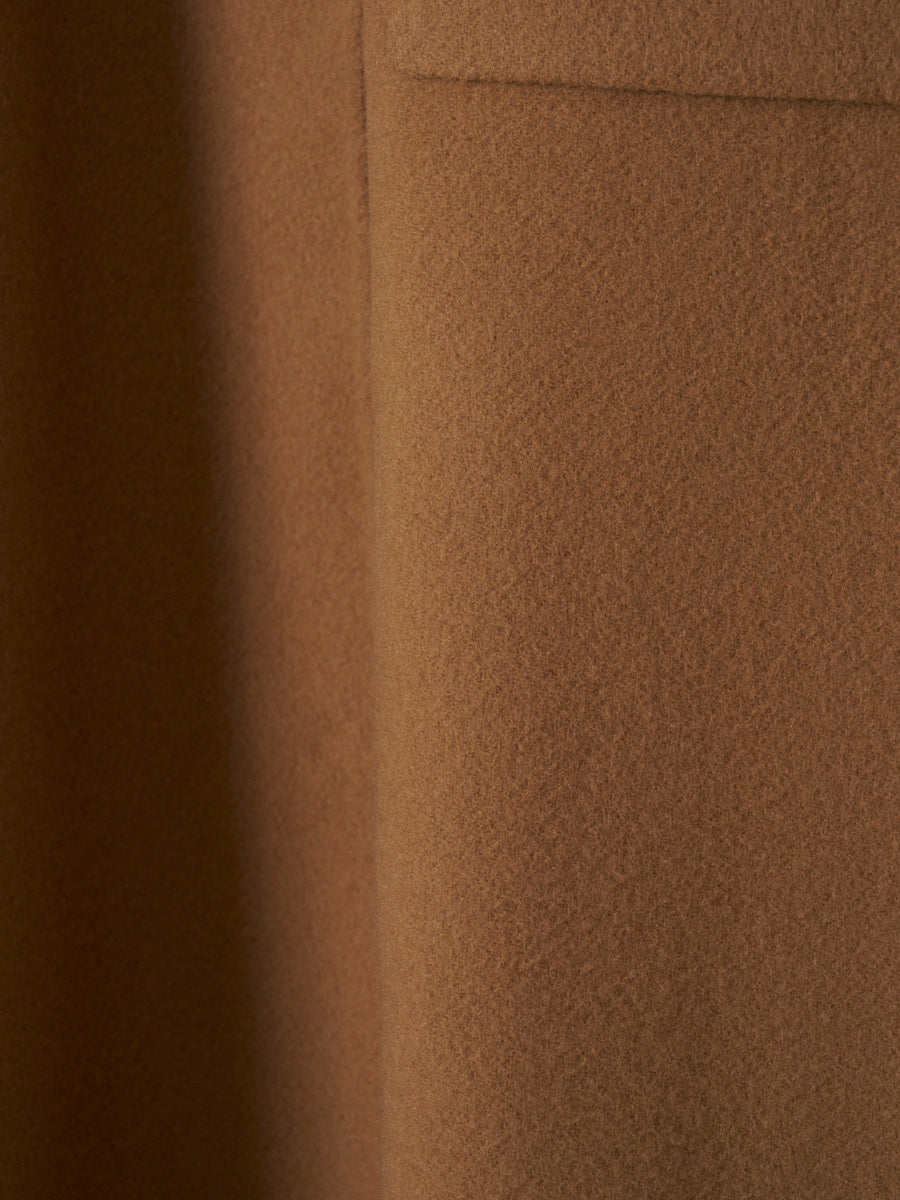 ドルマンシルエットロングコート