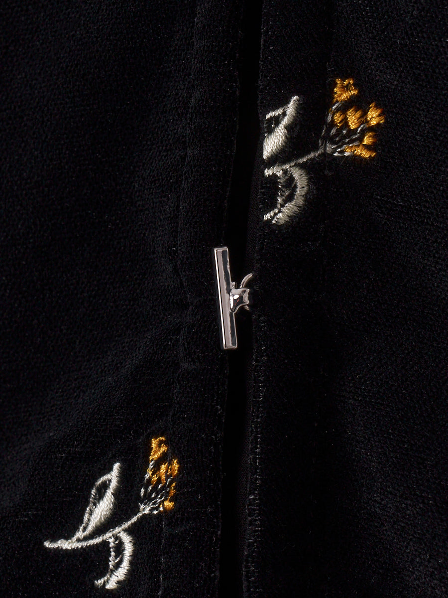 フラワーモチーフベルベットパフショルダージャケット