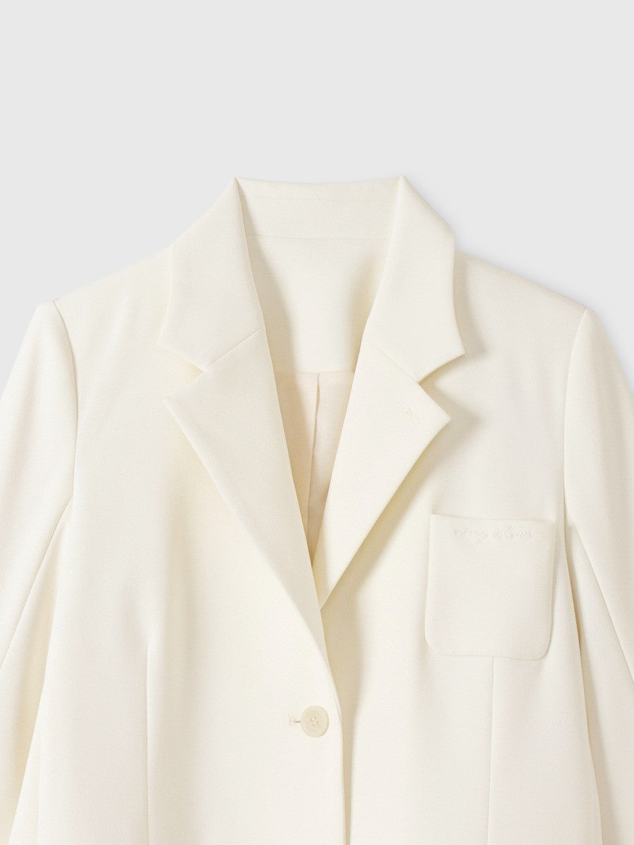 EIMYパールロゴテーラードジャケット