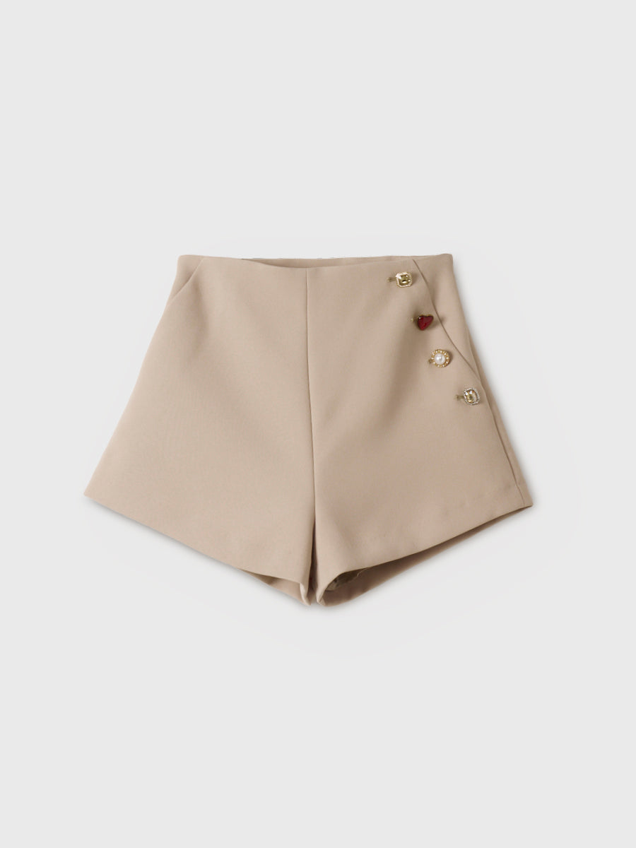 ハートビジューボタンショートパンツ