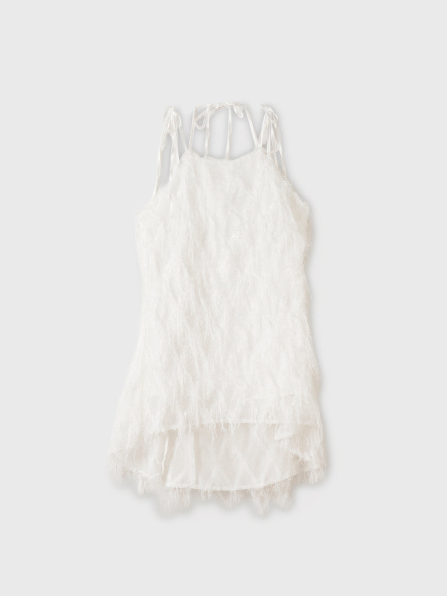 COLOR:WHITE