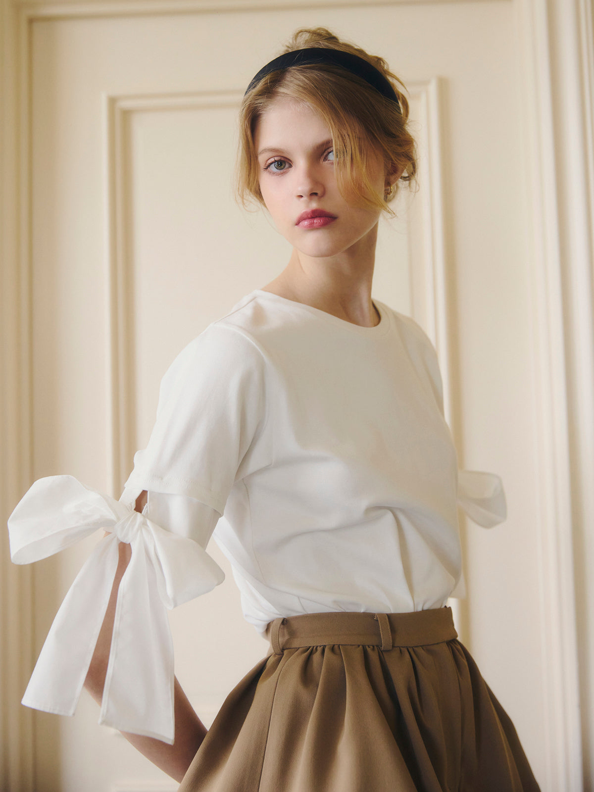 MODEL:176cm／COLOR:WHITE／SIZE:F