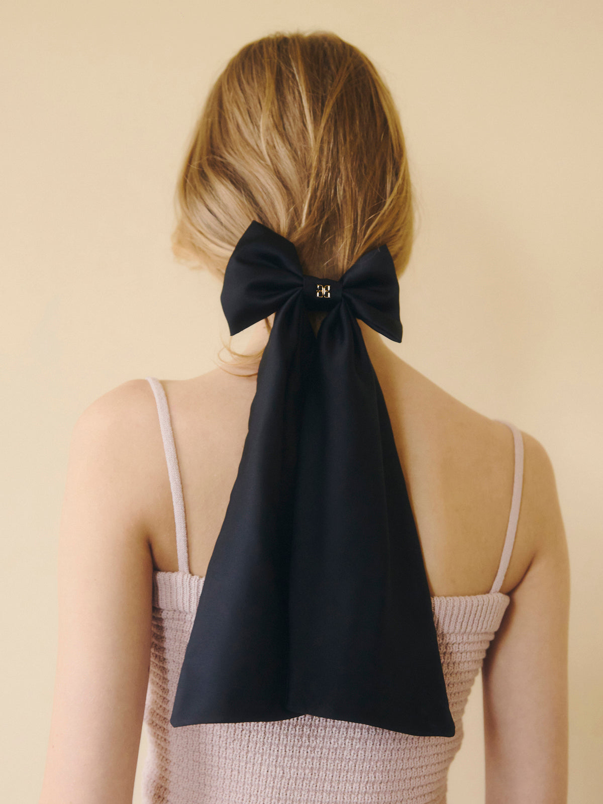 COLOR:BLACK