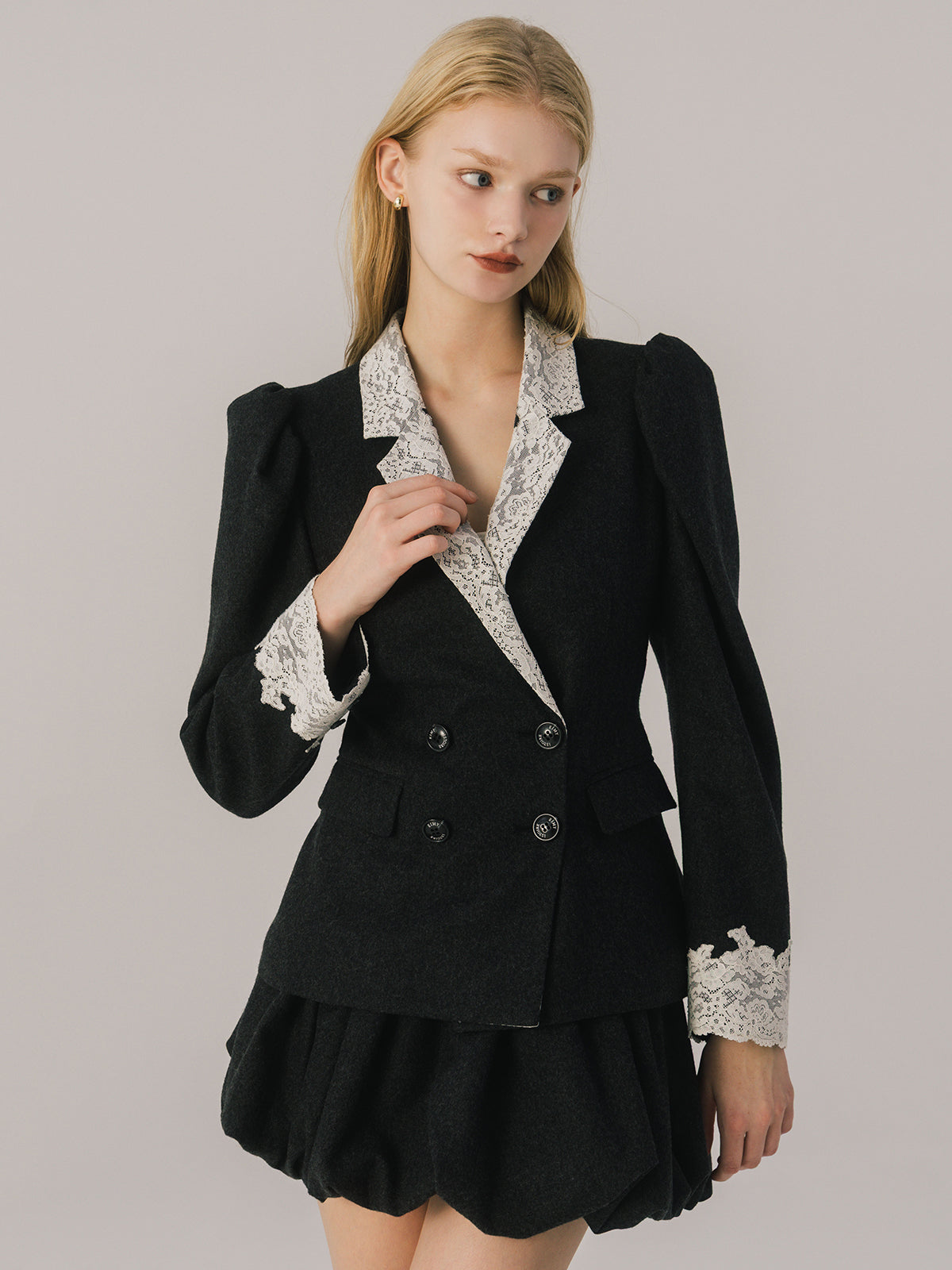 CLASSIC JACKET