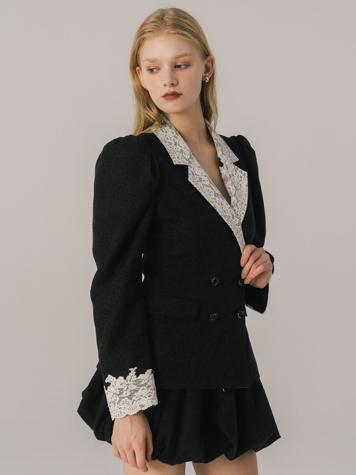 CLASSIC JACKET