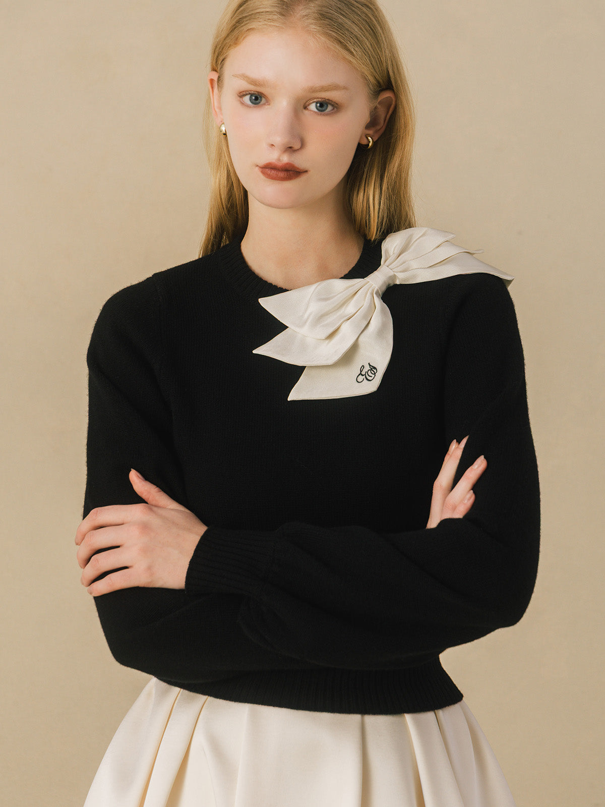 SHOULDER RIBBON TOPS