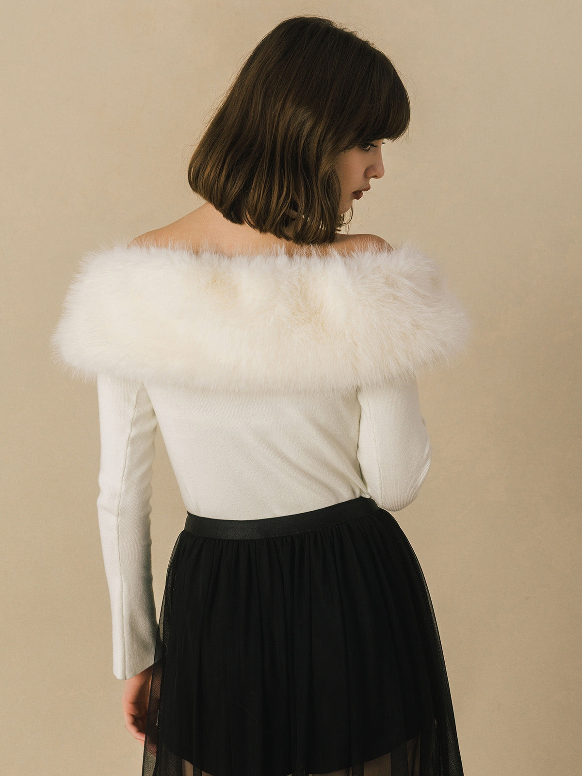 OFF SHOULDER FUR TOPS