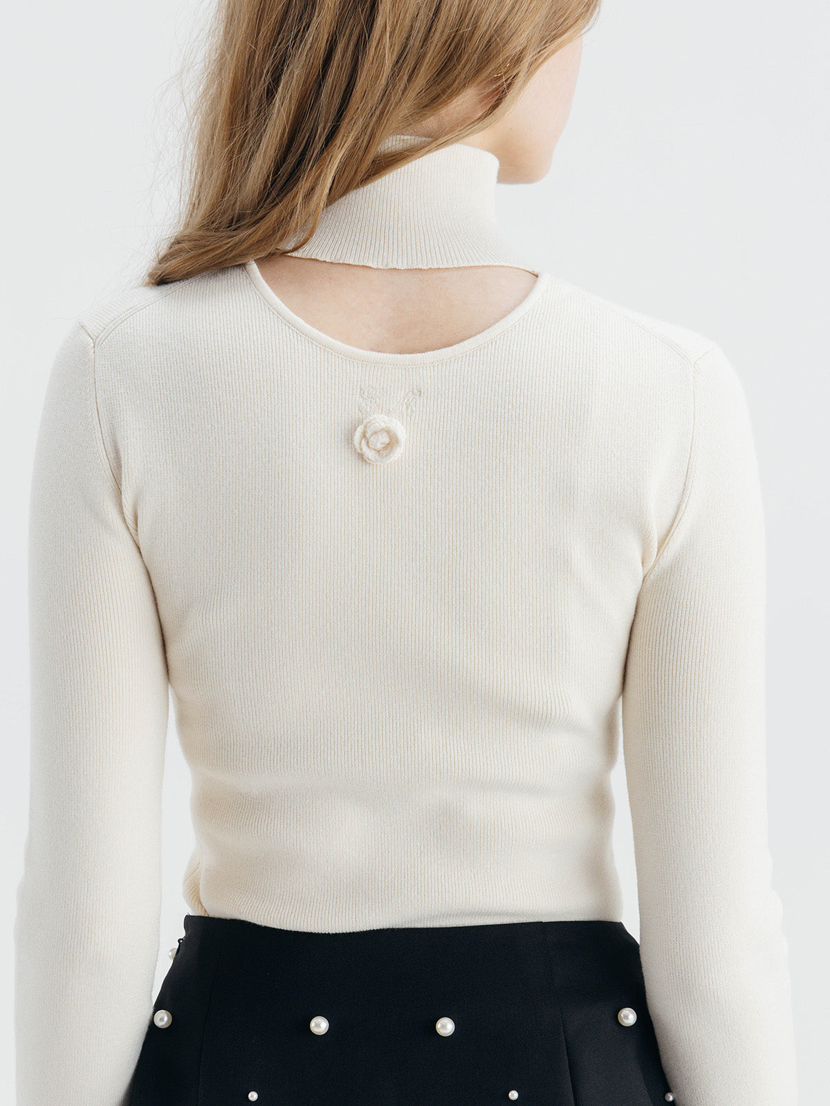 ROSE HIGH NECK KNIT TOPS