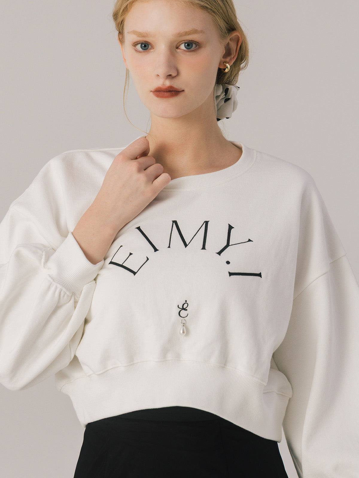 10TH CHAPTER SWEAT