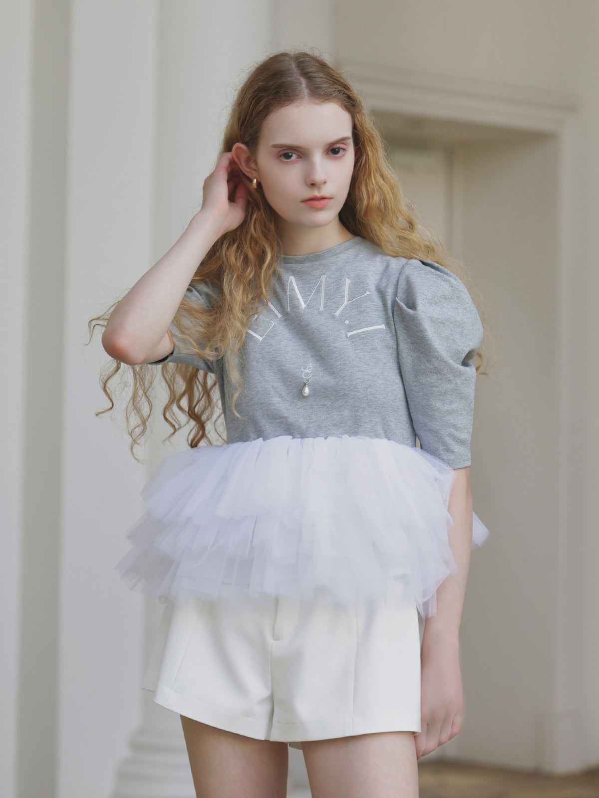 MODEL:173cm／COLOR:GREY／SIZE:F