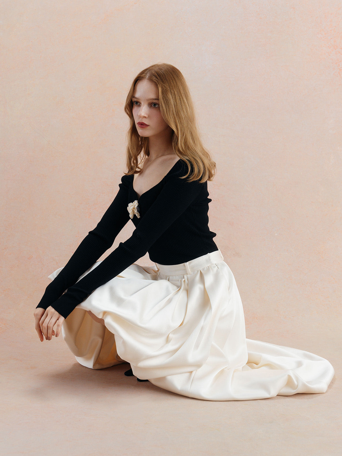 SATIN GATHERED FLARE SKIRT