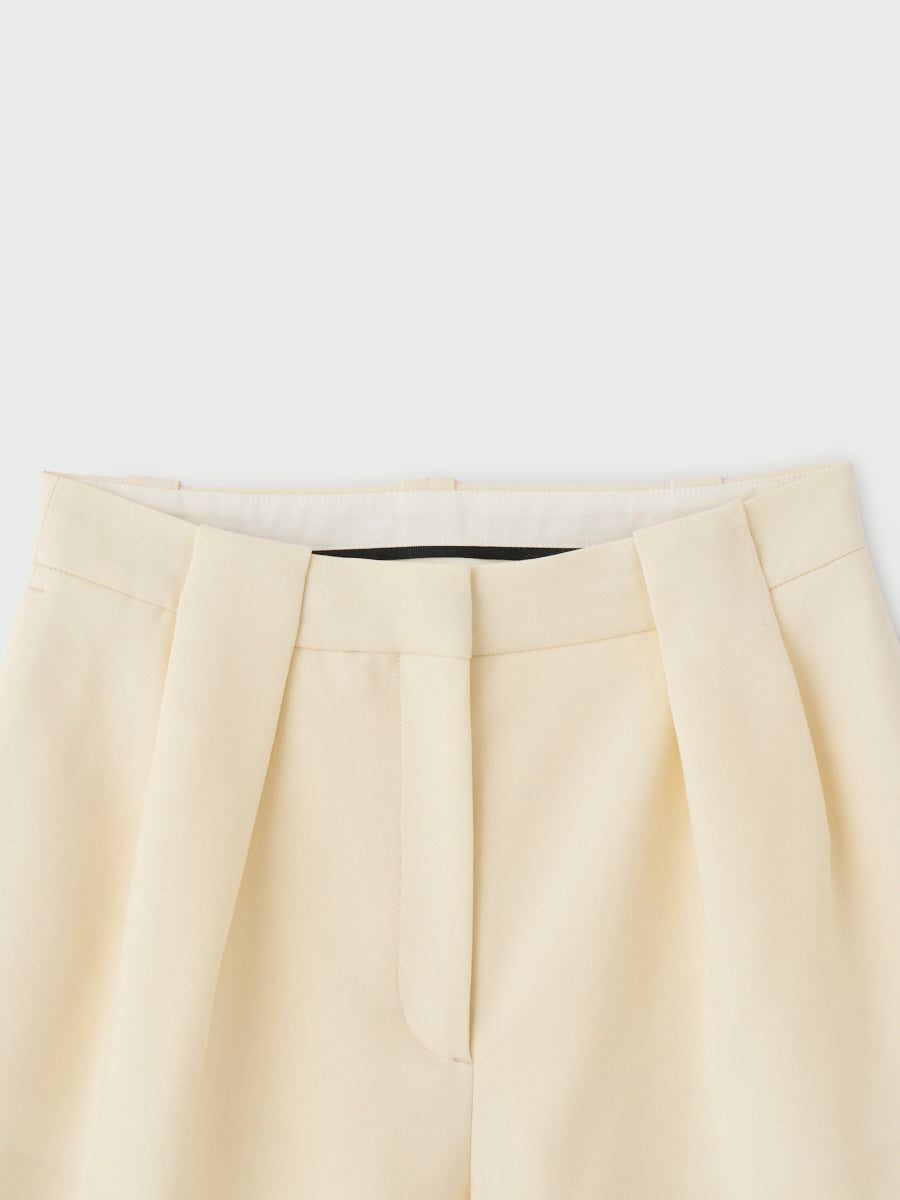 COMPACT SHORT PANTS