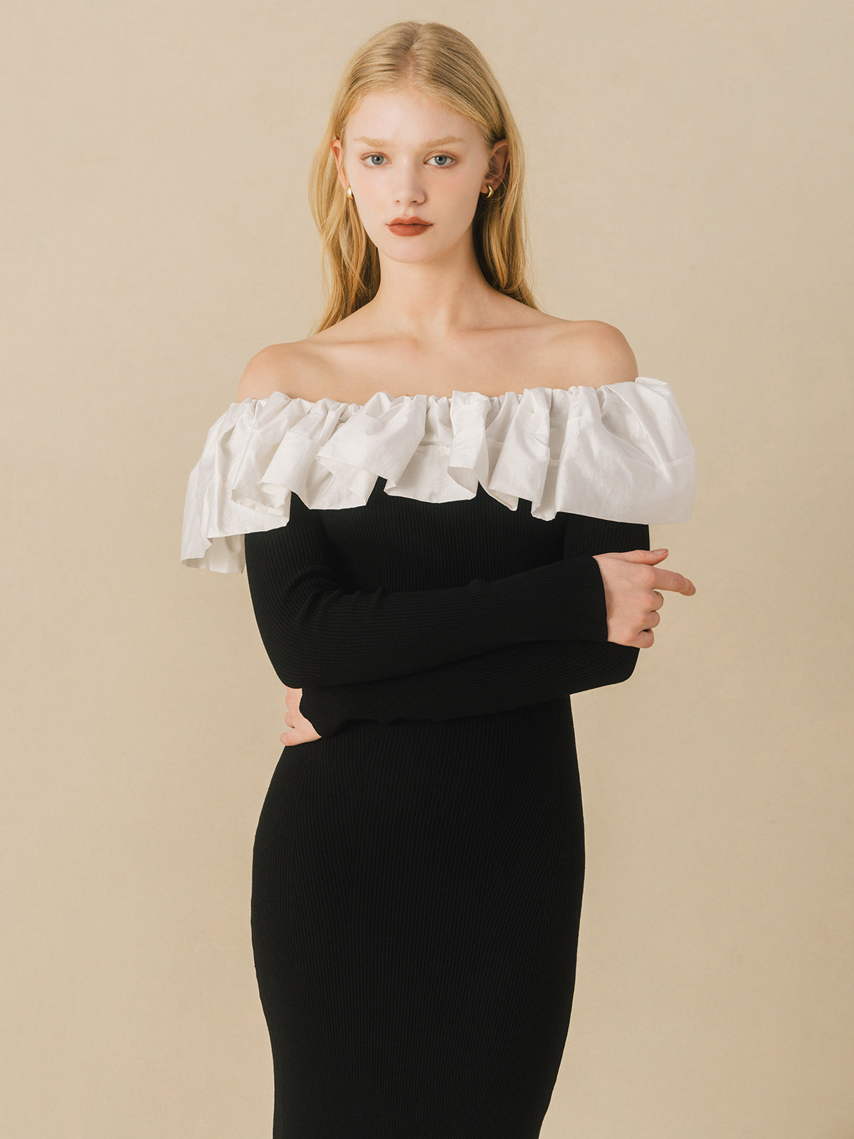 FRILL KNIT DRESS