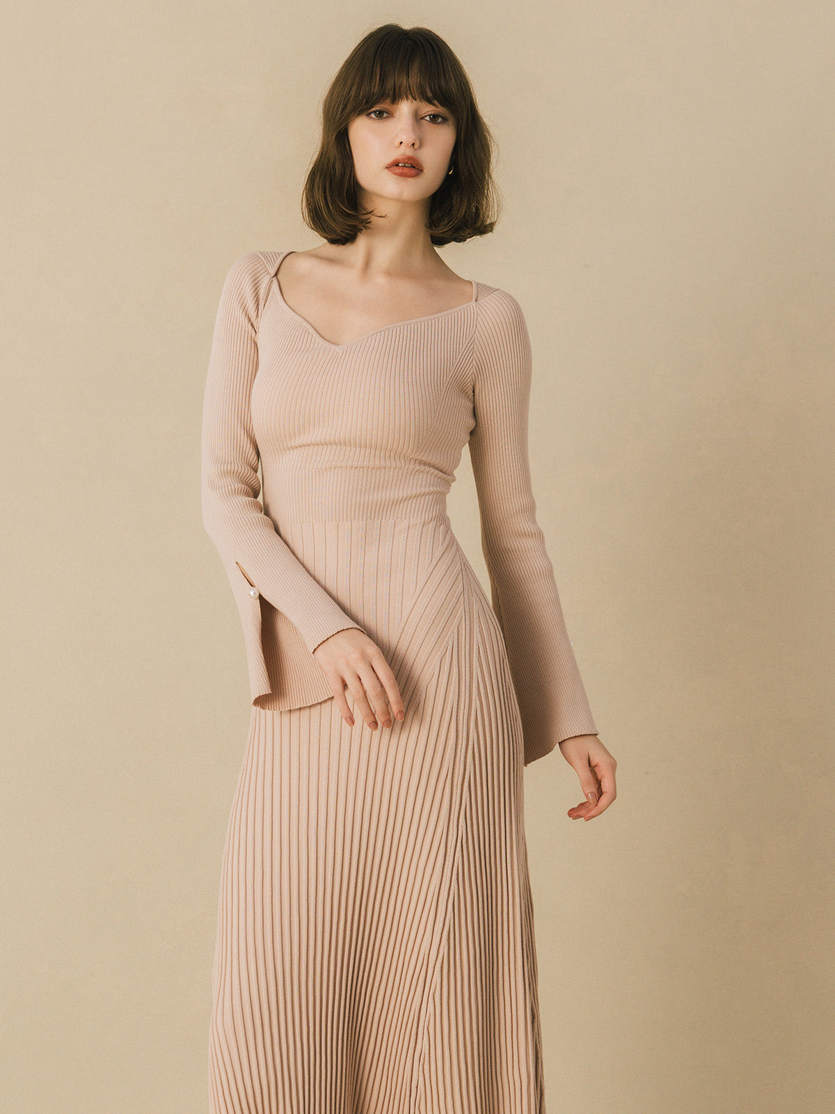 FLARE KNIT DRESS