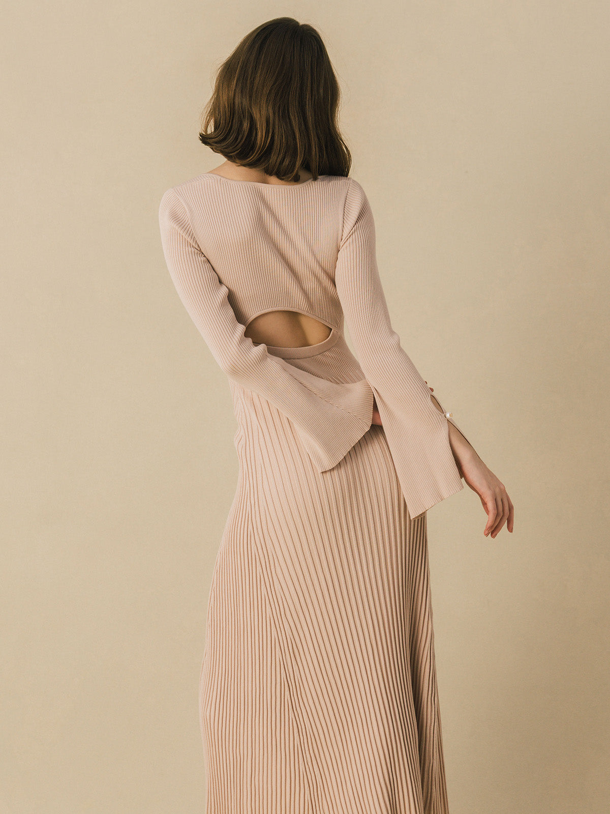 FLARE KNIT DRESS