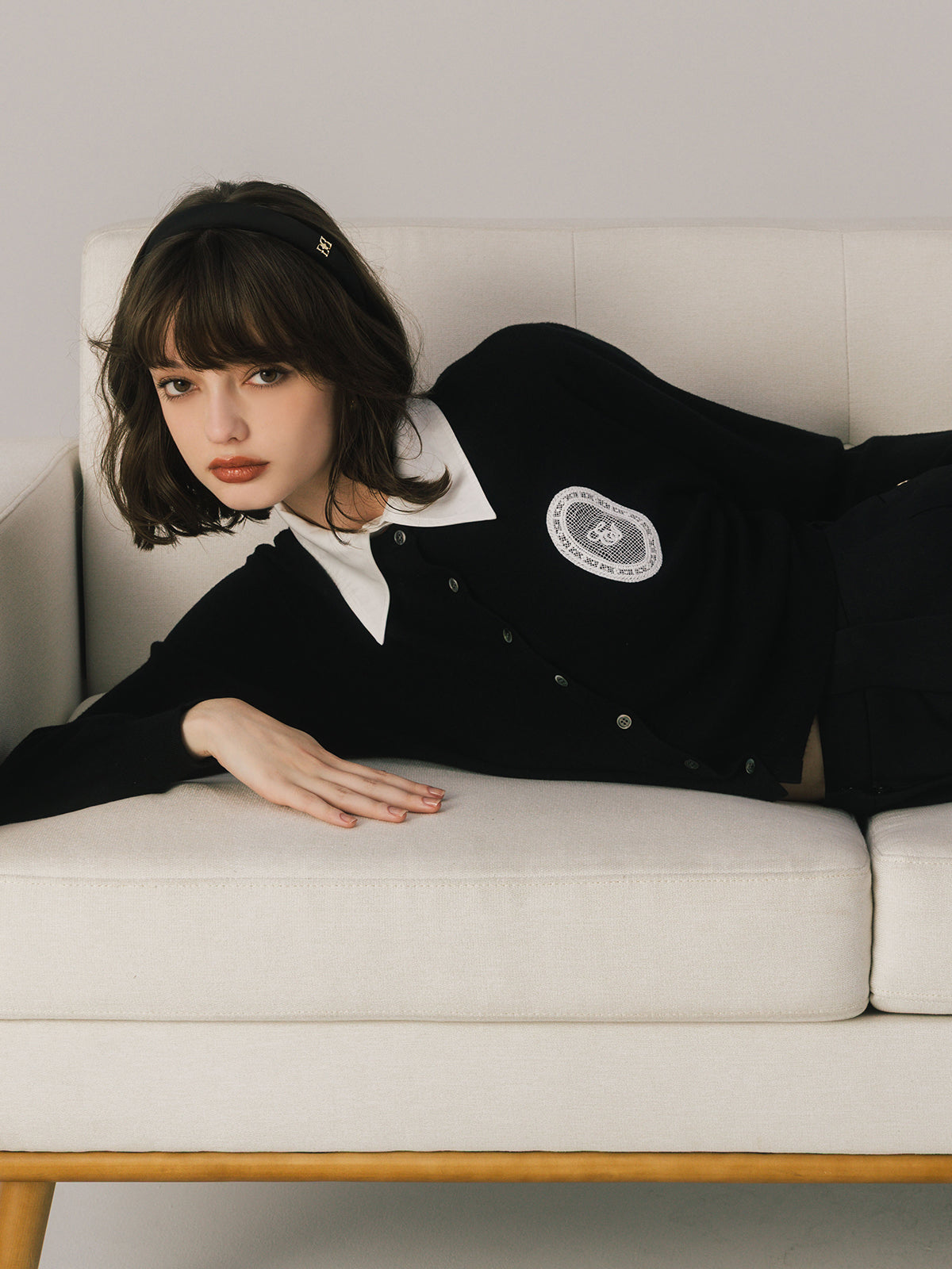 MEDALLION KNIT CARDIGAN
