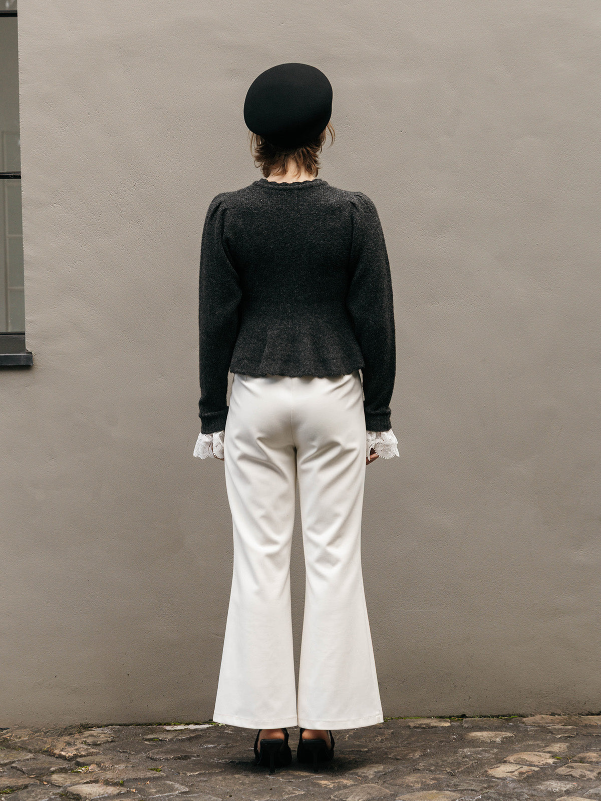 BELL SILHOUETTE PANTS
