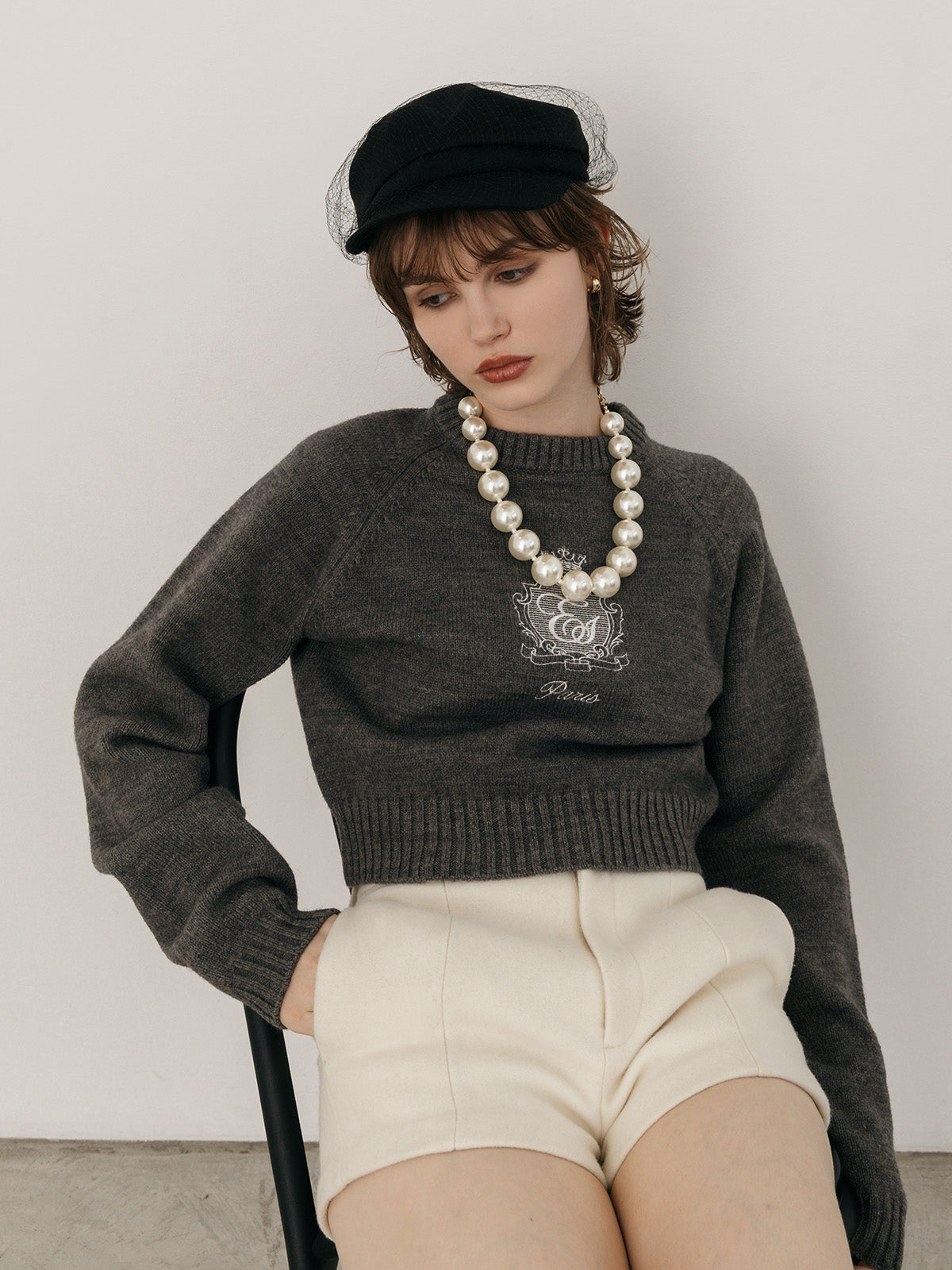 MIDDLE LOGO KNIT TOPS