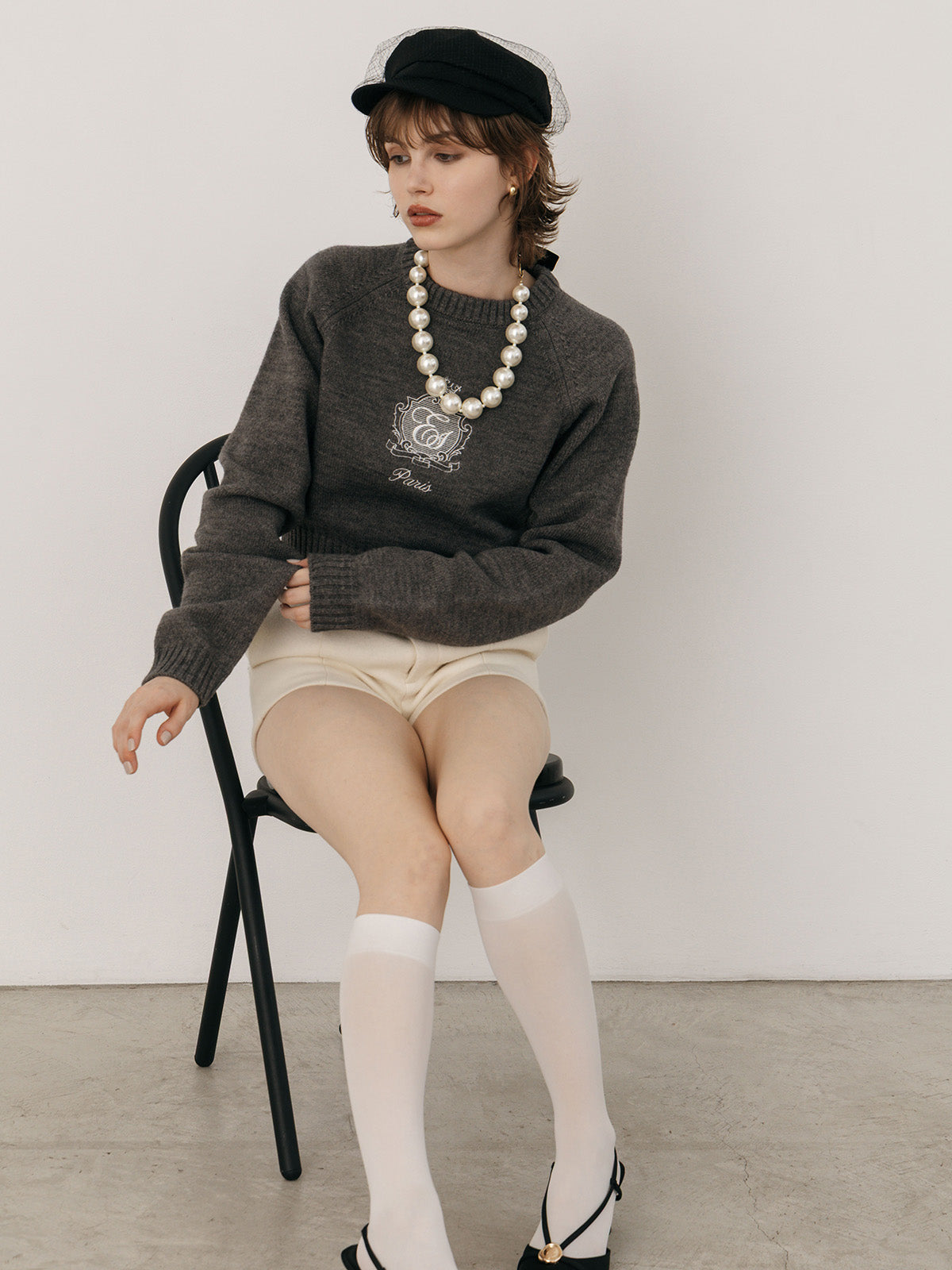 MIDDLE LOGO KNIT TOPS