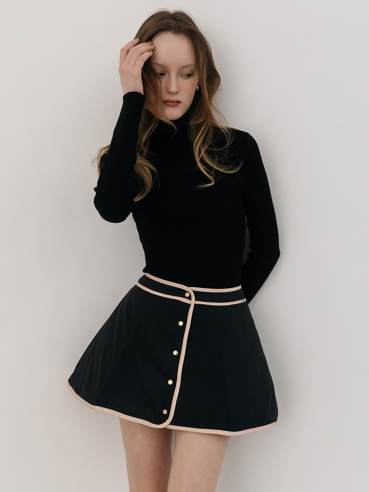 MODEL:175cm／COLOR:PINK BEIGE／SIZE:36(S)