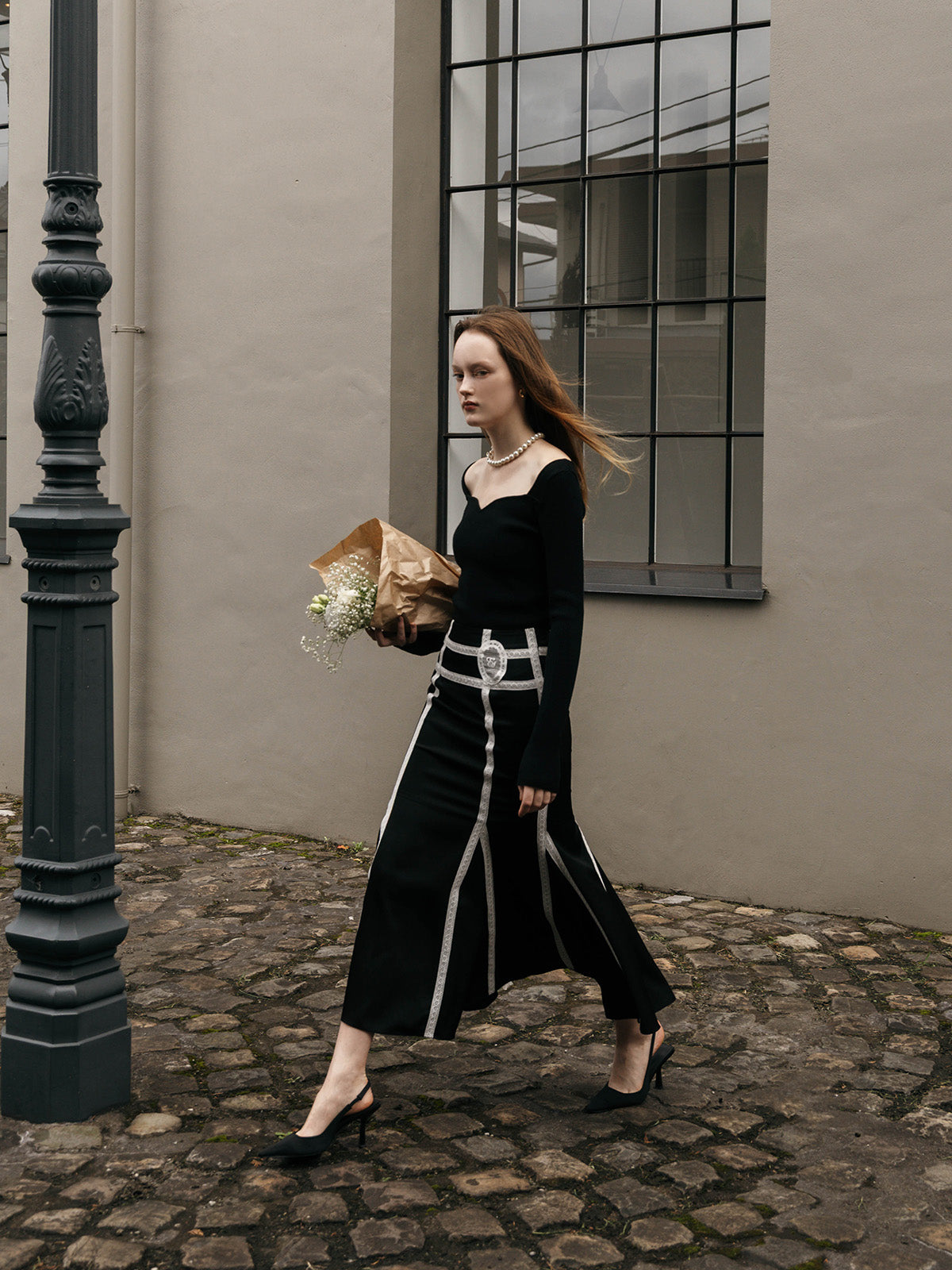 MEDALLION LACE SKIRT