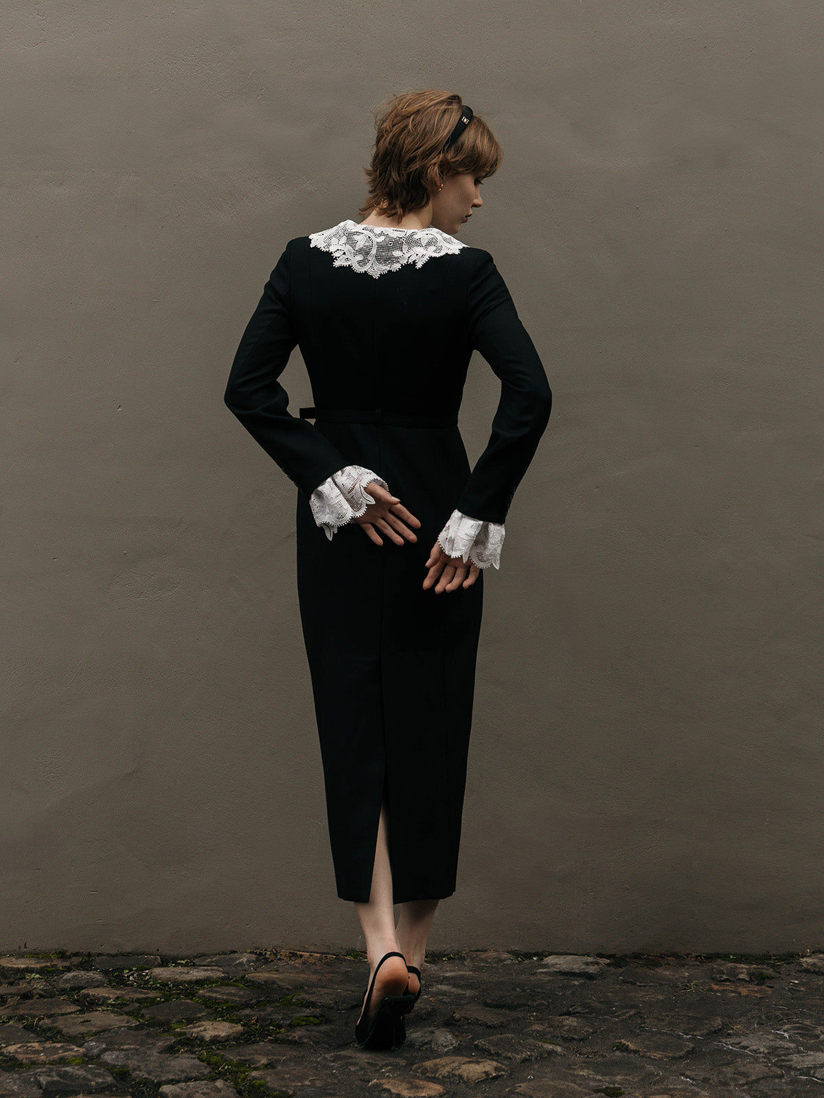 CLASSIC LACE SWITCHING DRESS