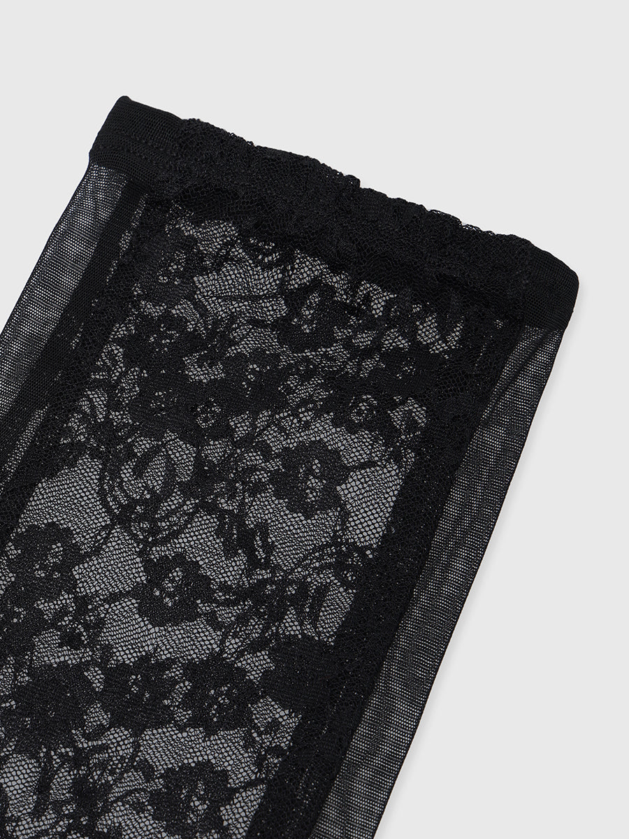 ラインレースソックス