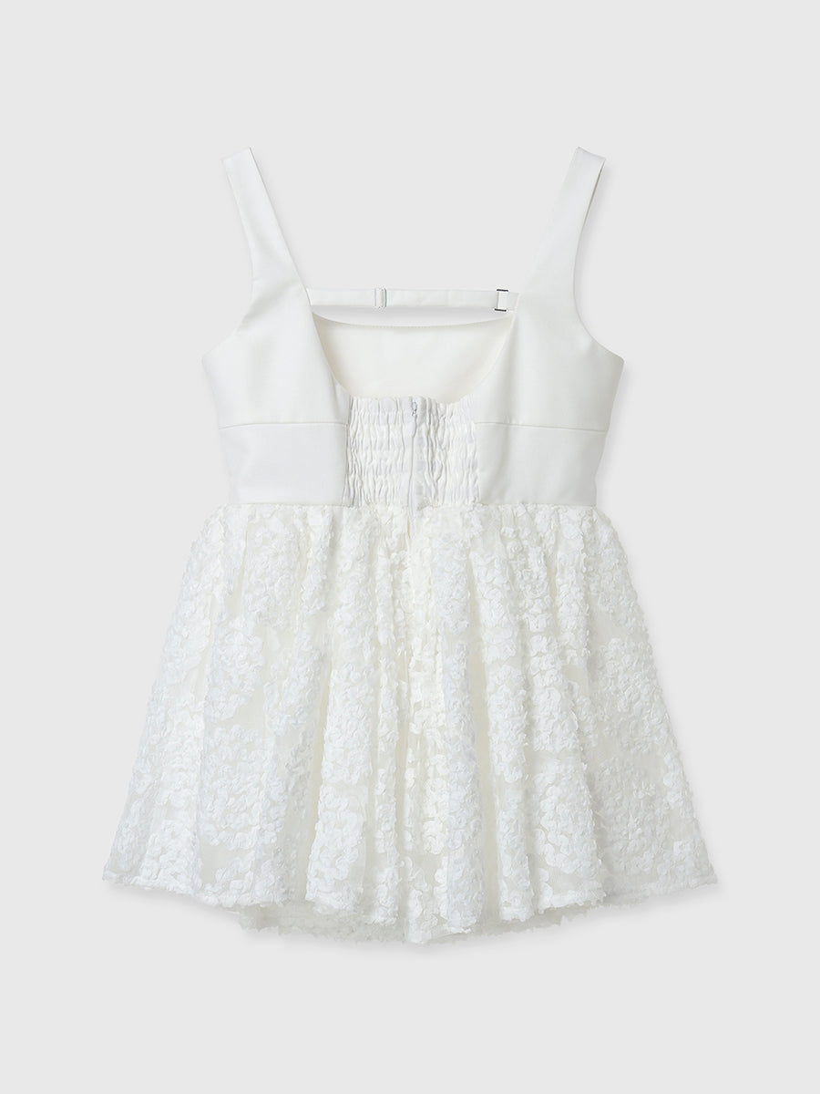 ボリュームペプラムトップス