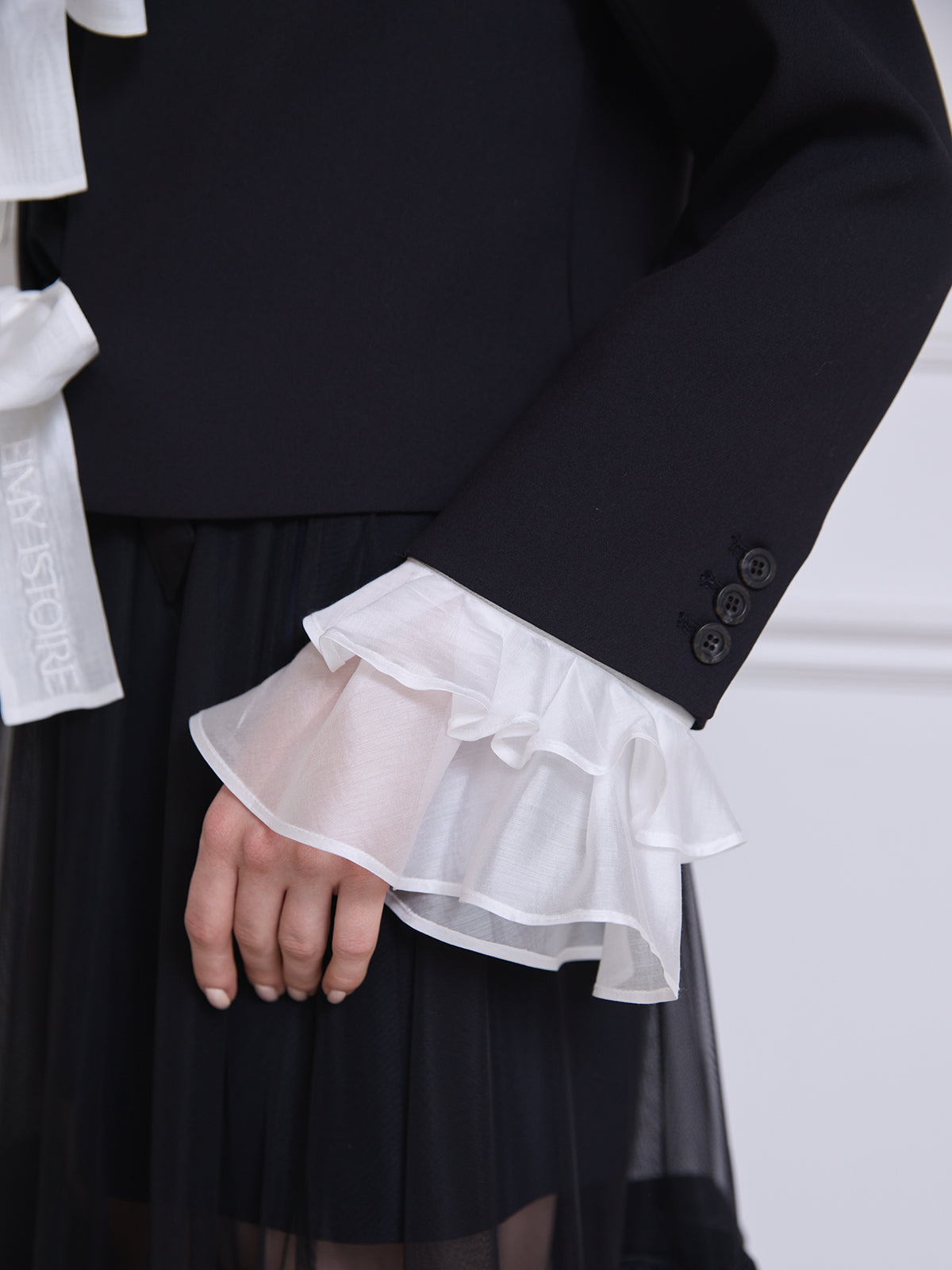 フロントリボンジャケット