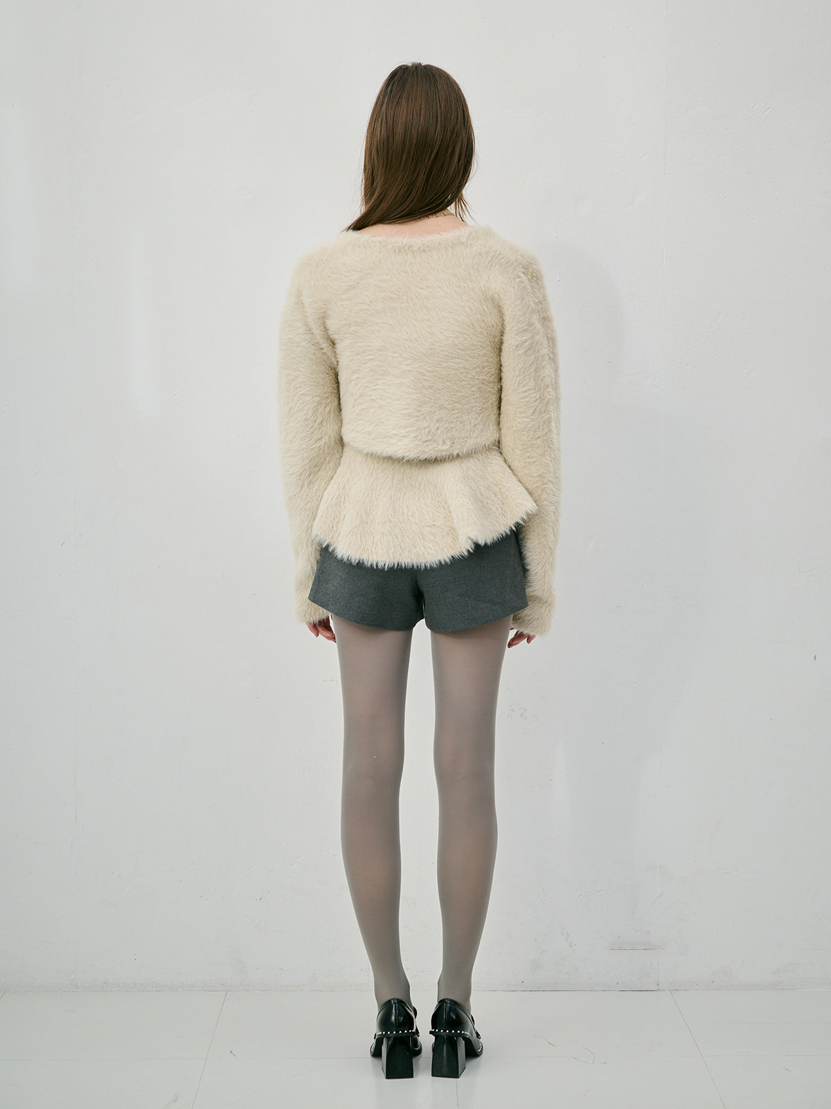 フェザーペプラムニットカーディガンセット