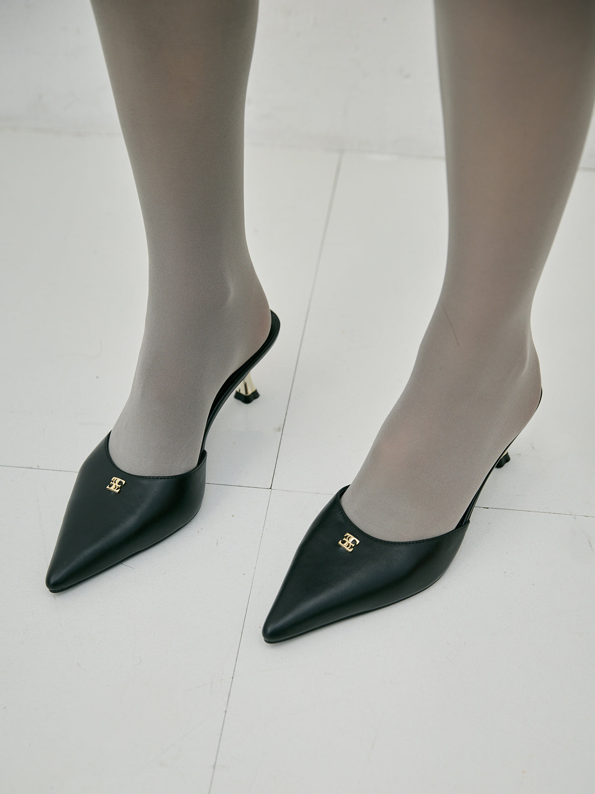 ロゴモチーフポイントテッドミュール