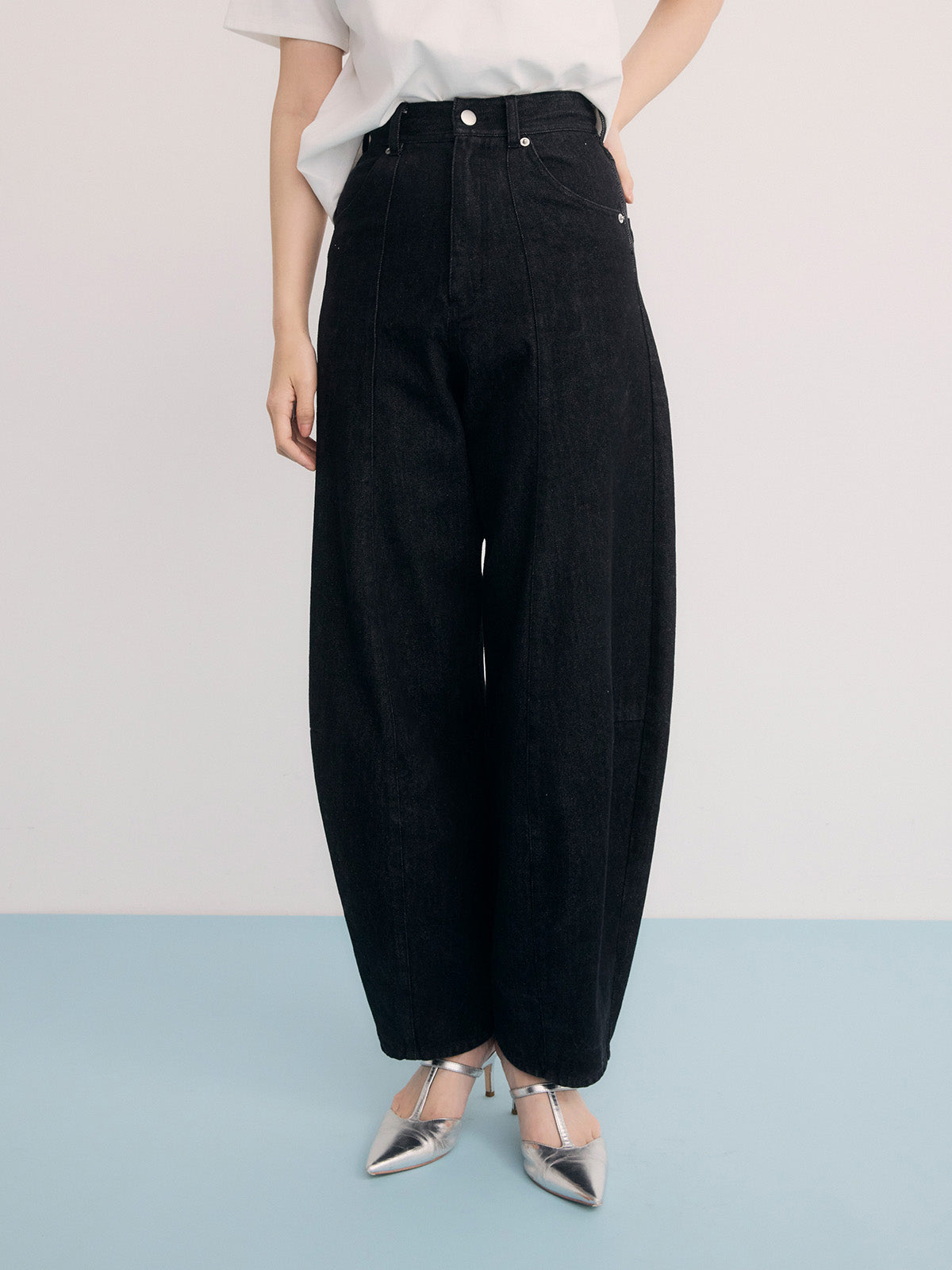 カービーパターンデニムパンツ