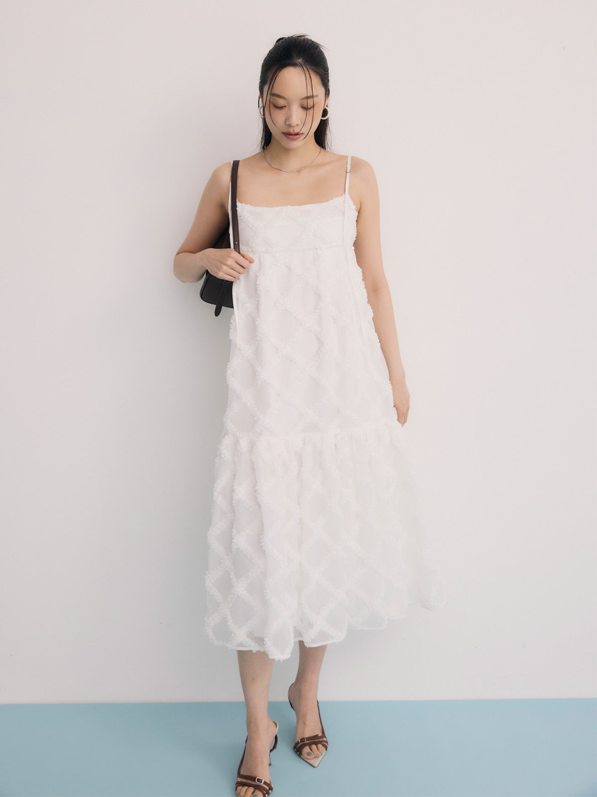 チェック刺繍ワンピース