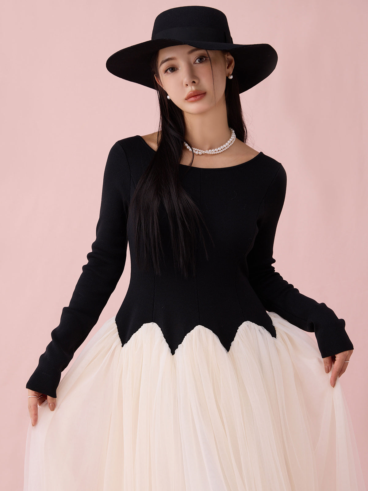 カーブシルエットニットコンビチュールフレアワンピース