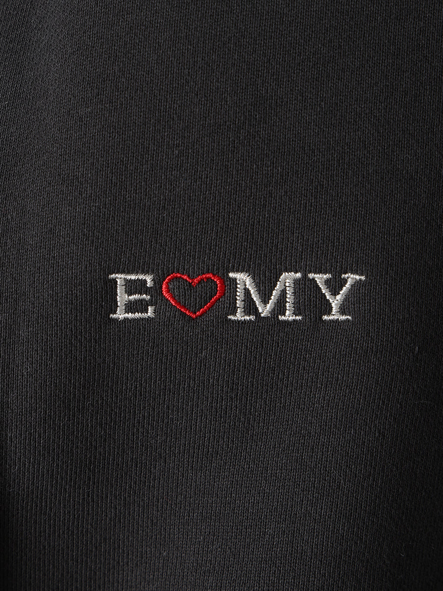 バックロゴ刺繍プルオーバー