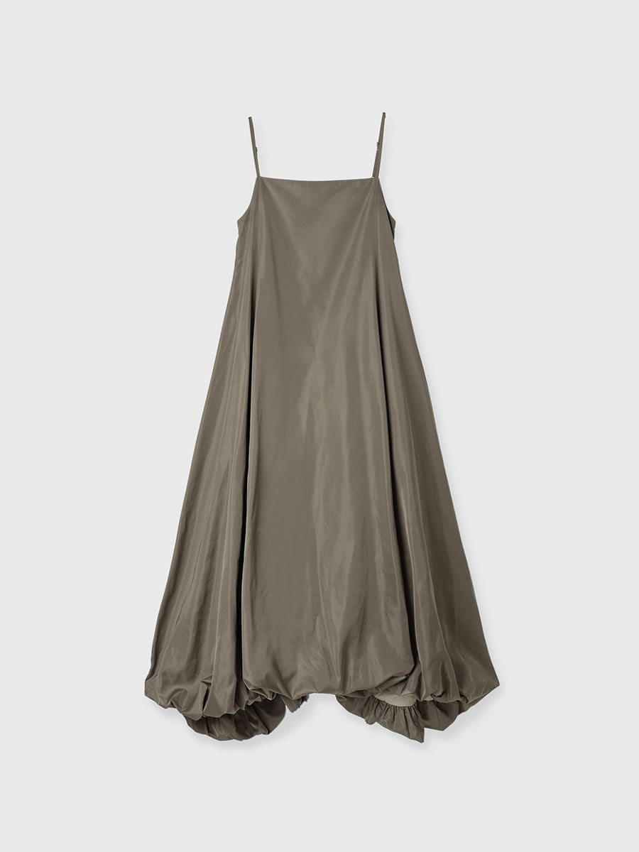 バックベルトバルーンロングワンピース