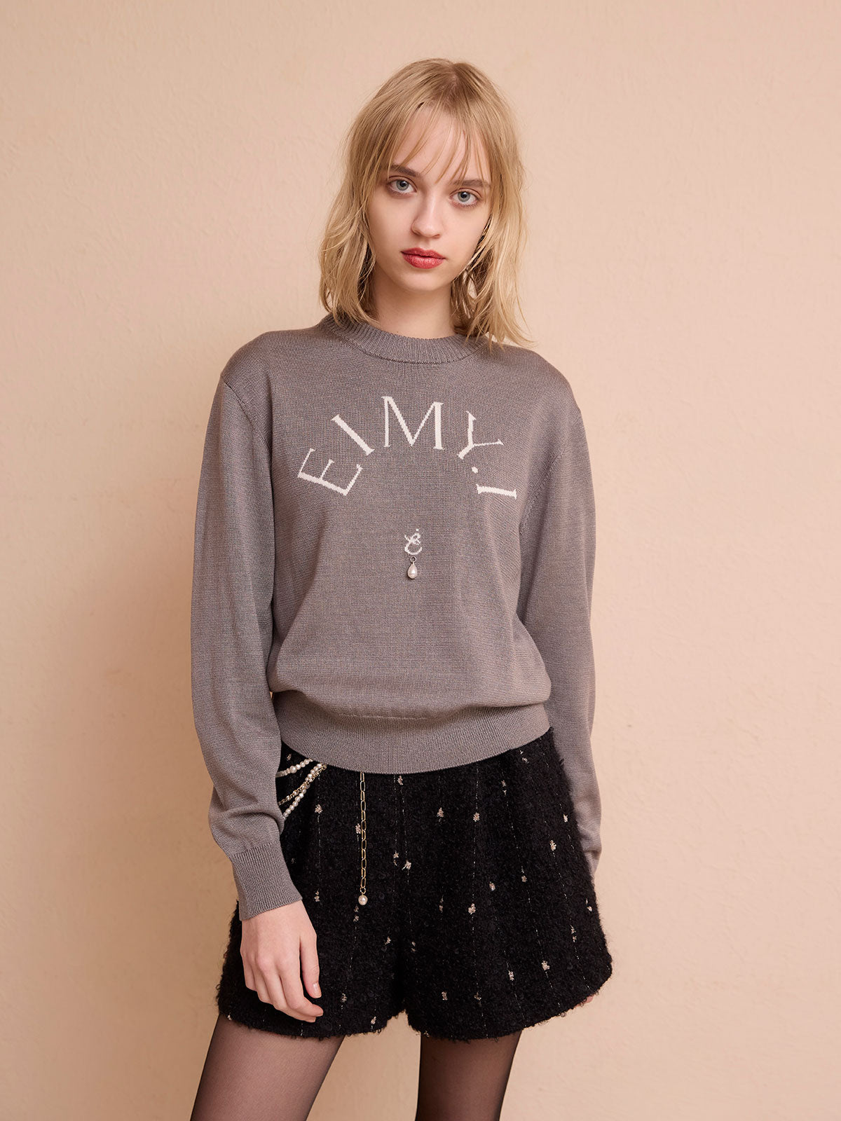 MODEL:172cm／COLOR:GREY／SIZE:F