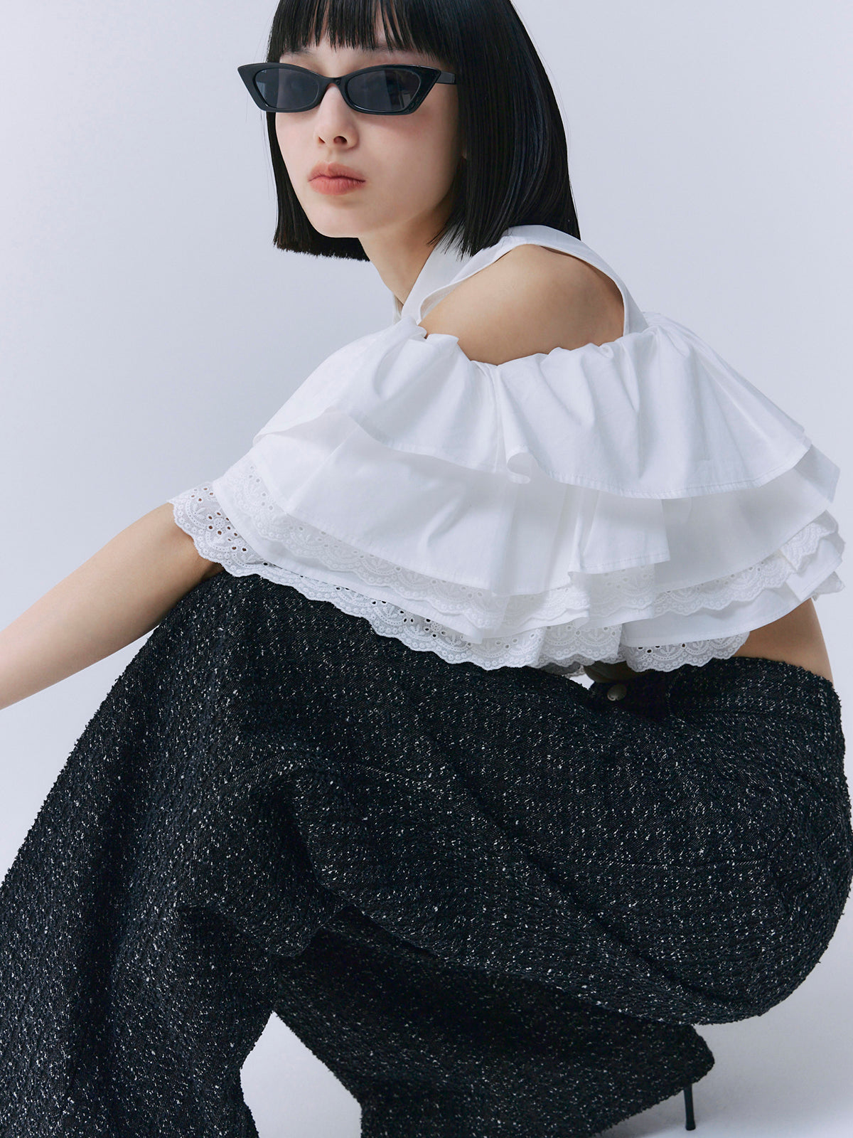 ボリュームラッフルブラウス