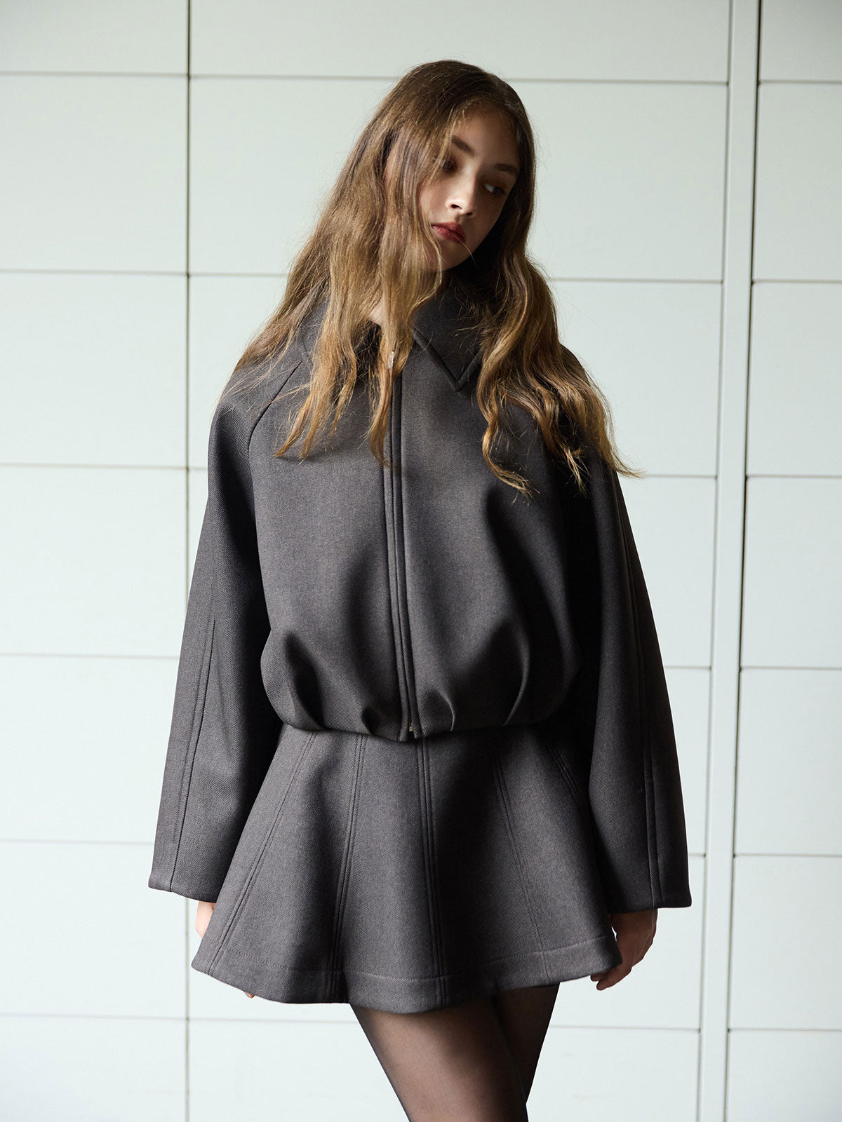 MODEL:173cm／COLOR:BROWN／SIZE:F