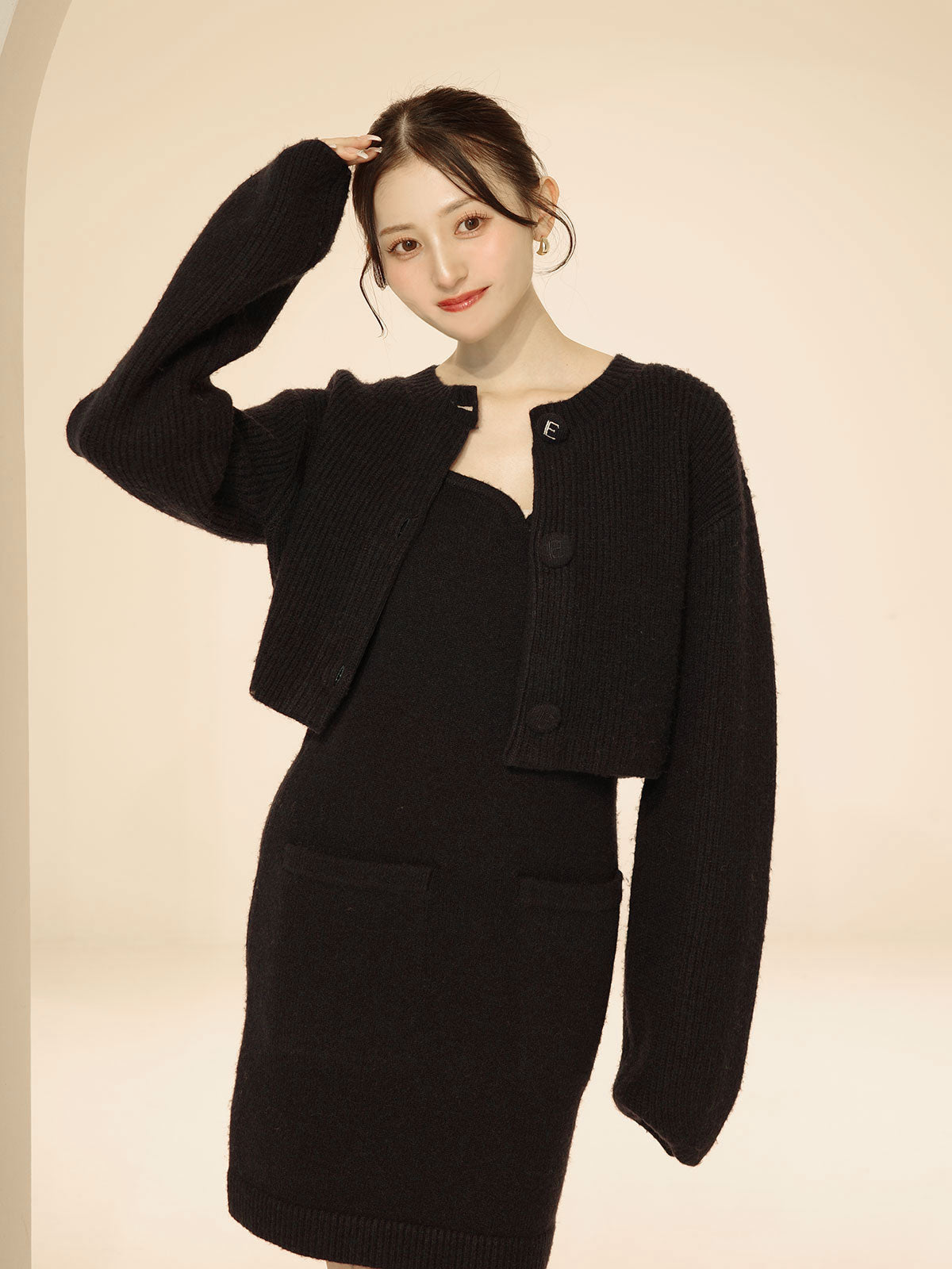 ロゴボタンニットセットワンピース