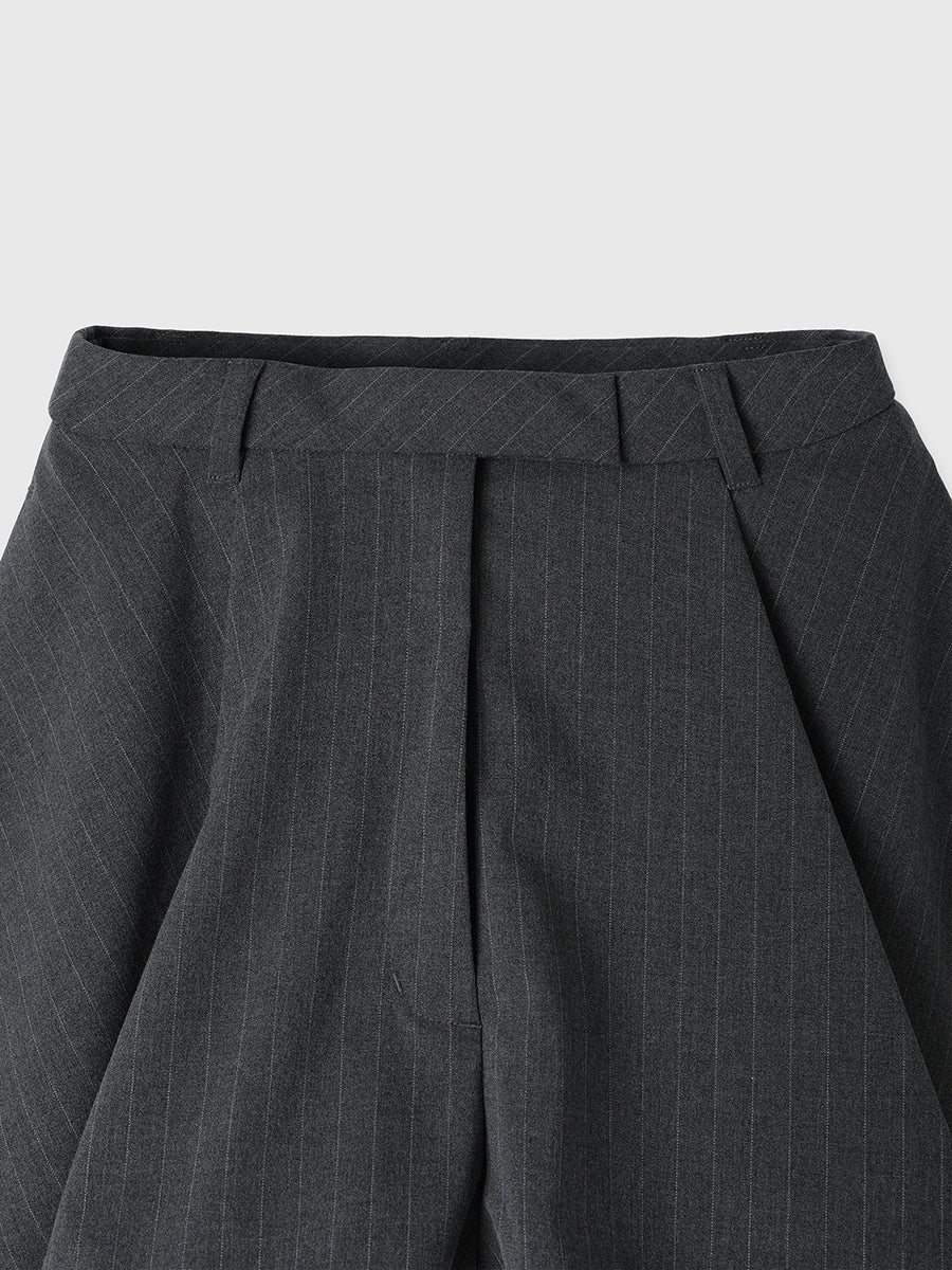 タックハーフパンツ