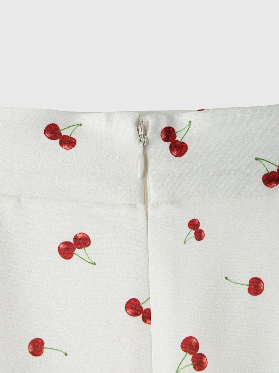 cherry patternスカート