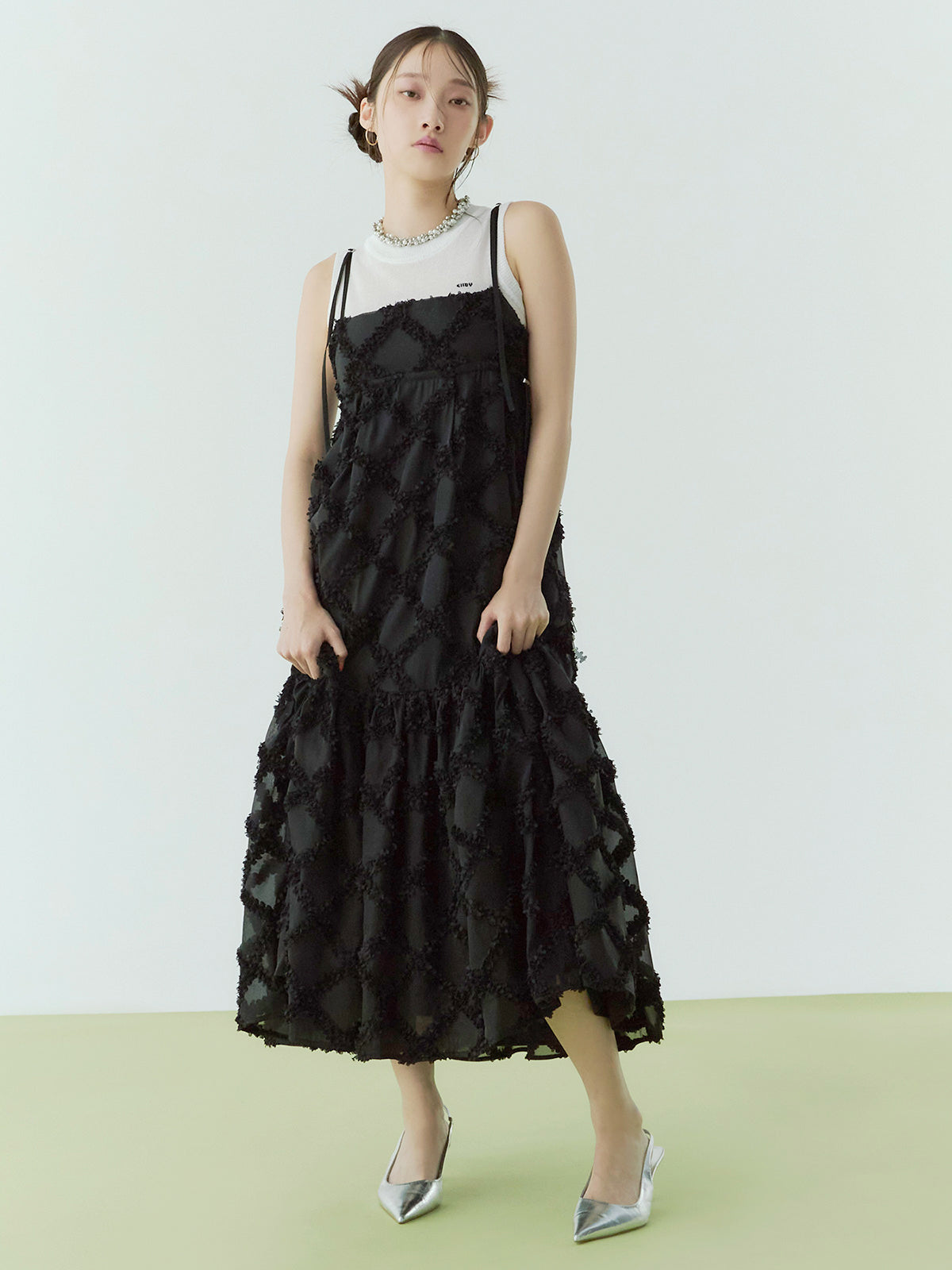 チェック刺繍ワンピース