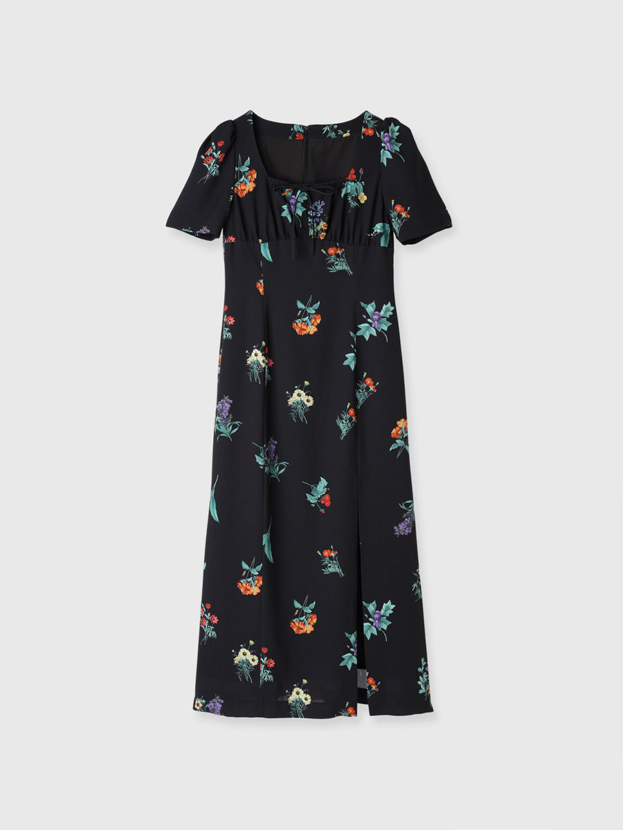 ボタニカルフラワーハーフスリーブワンピース