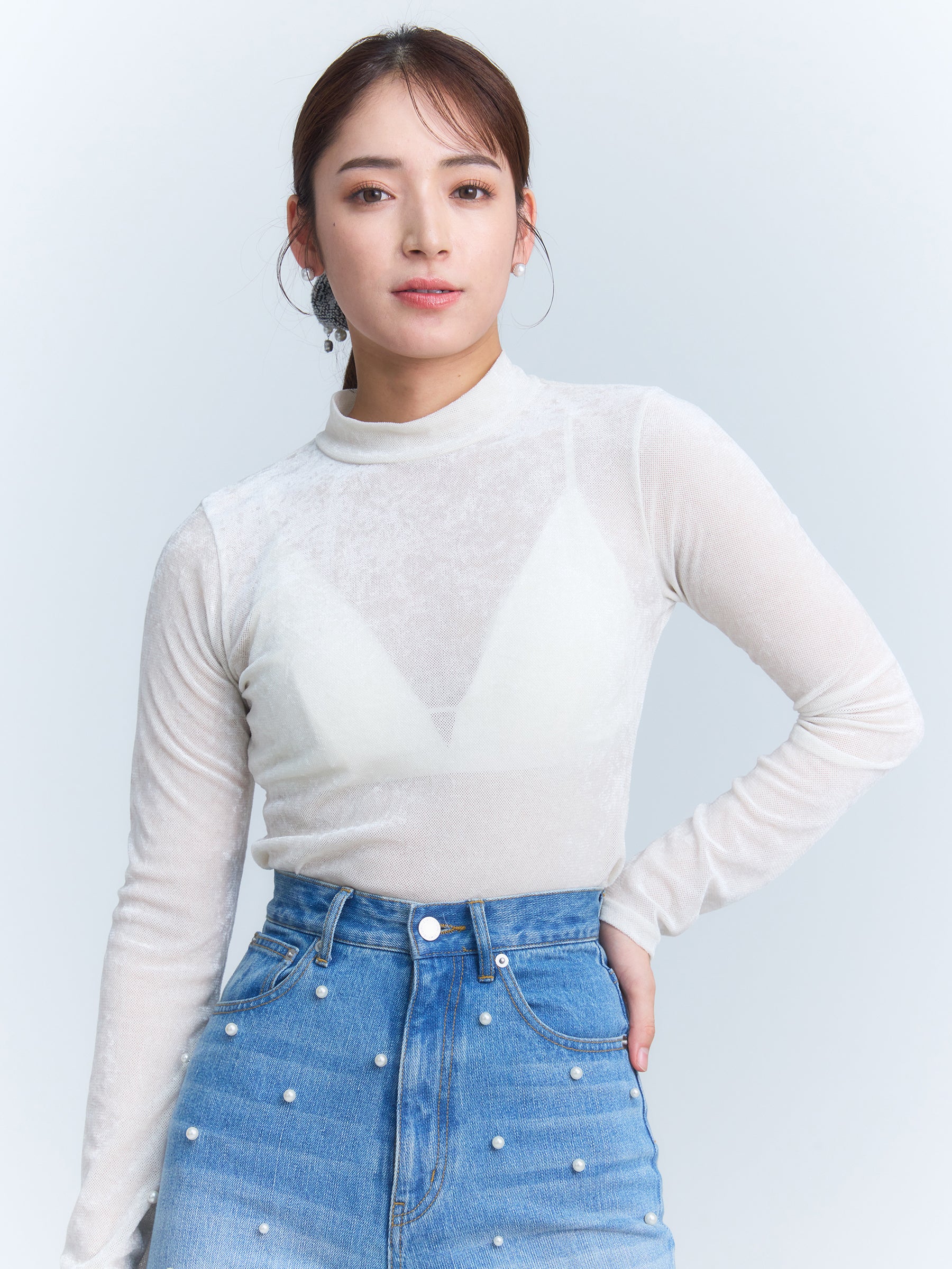 バックオープンプランジブラキャミソール