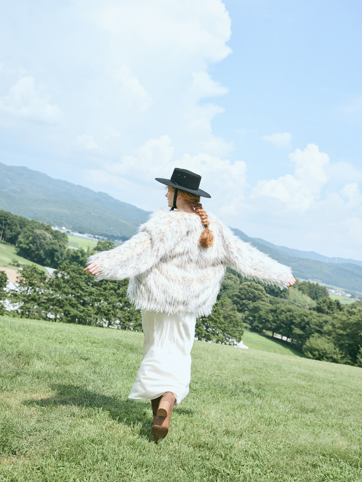 ニュアンスミックスフェイクファージャケット