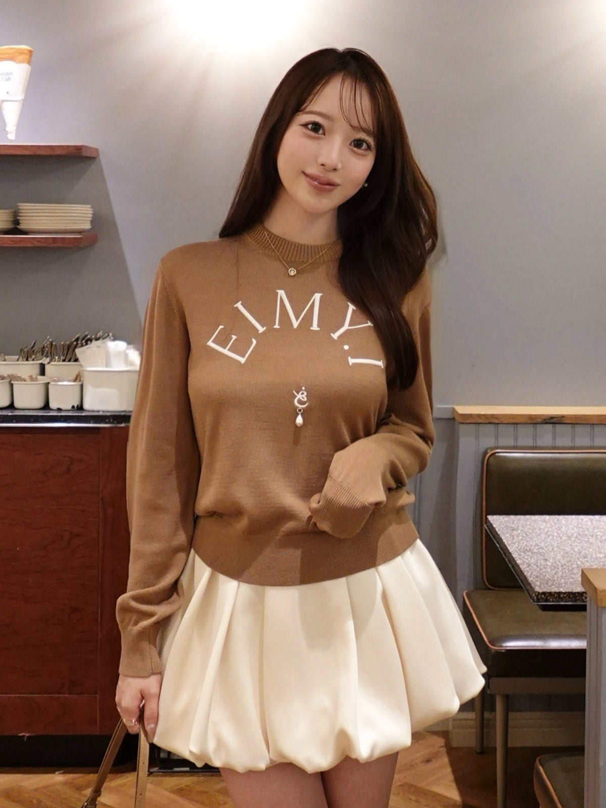 EIMY LOGO KNIT TOPS