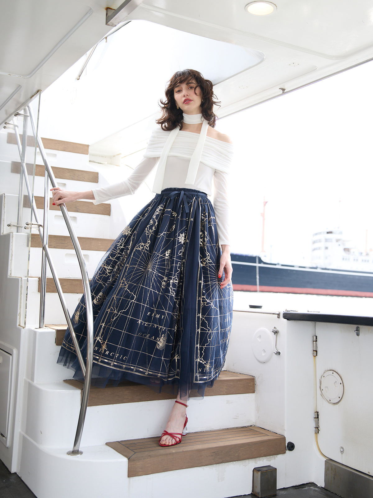 MARINEモチーフチュールスカート