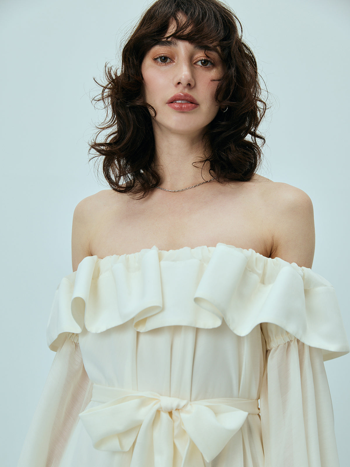 シアーオフショルミニワンピース